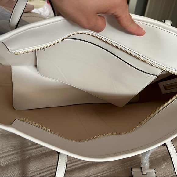 Tory Burch canvas tote - Picture 4 of 5